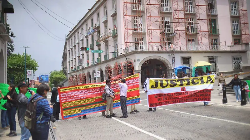 Policías protesta